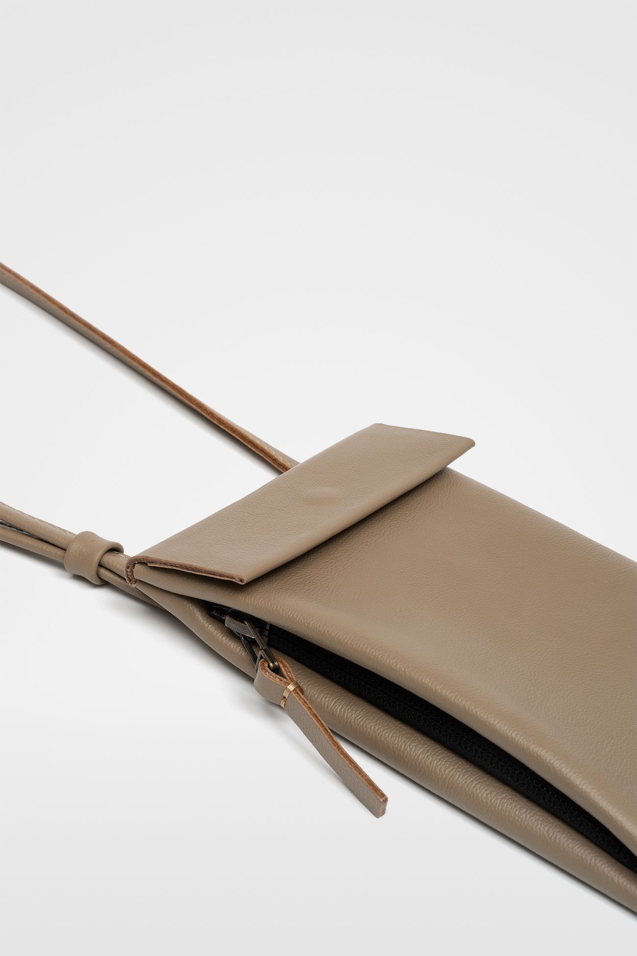 Сумка для телефона Sora 4