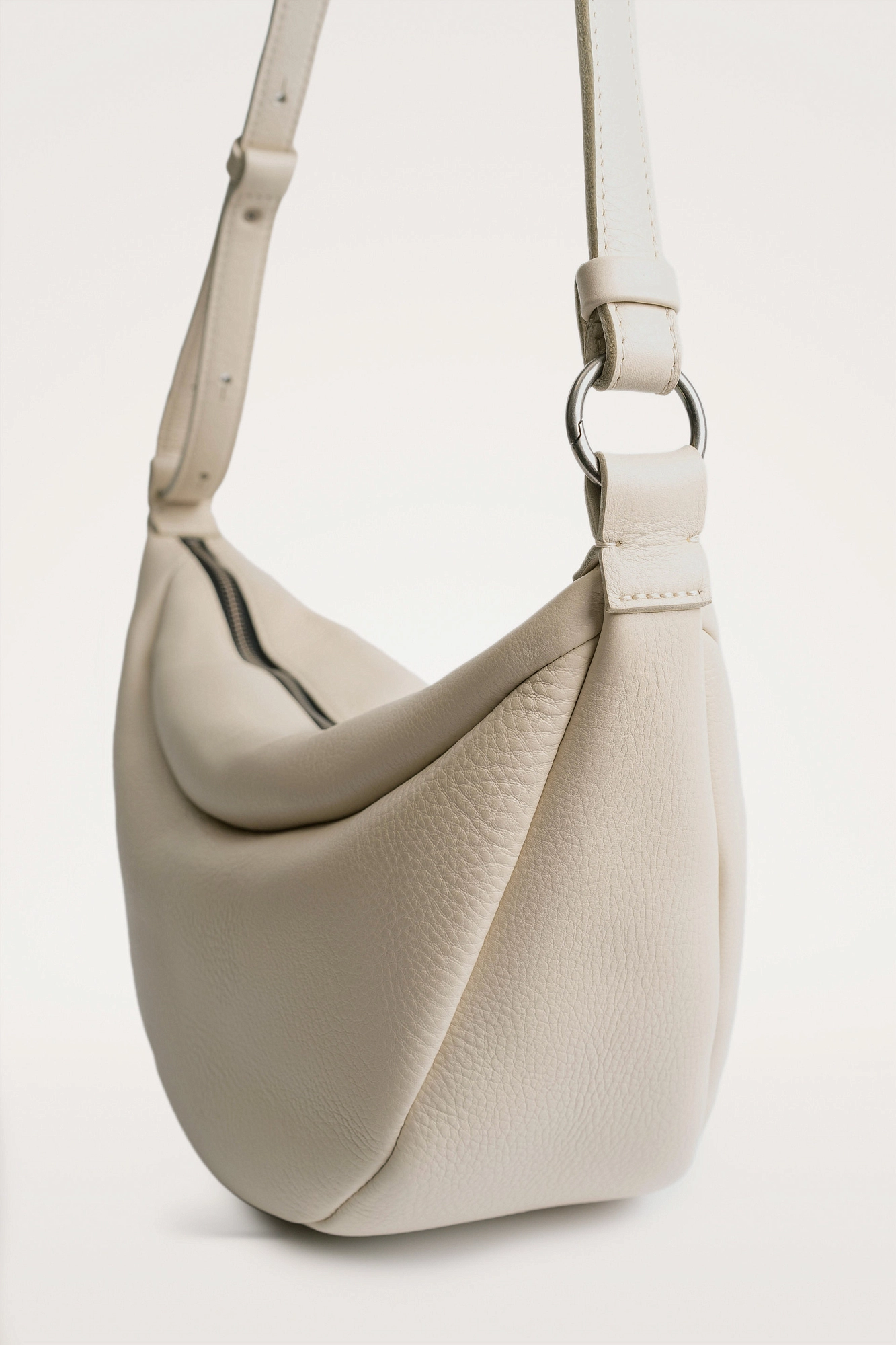 Кросс-боди Юки M 4