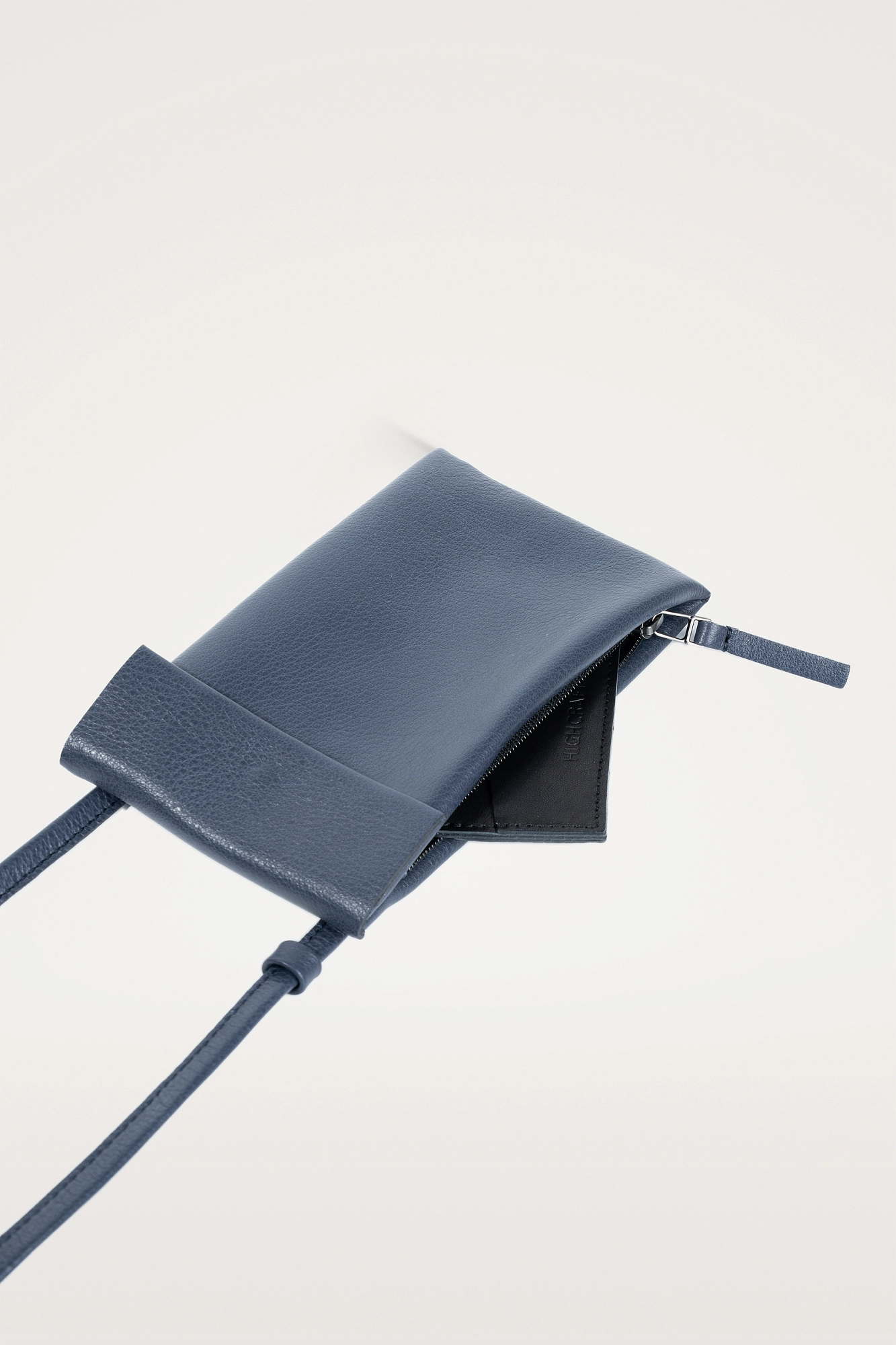 Сумка для телефона Сора 5