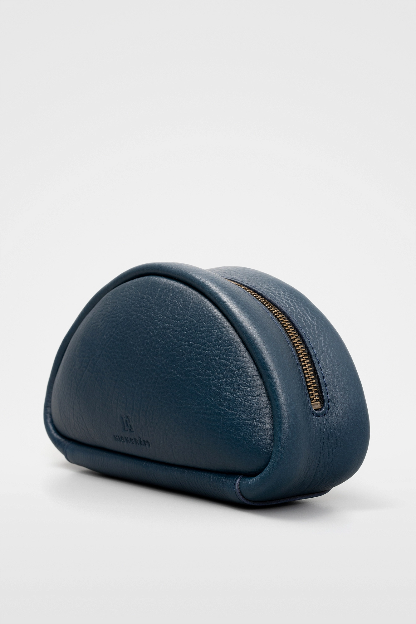 Несессер Юве M 3