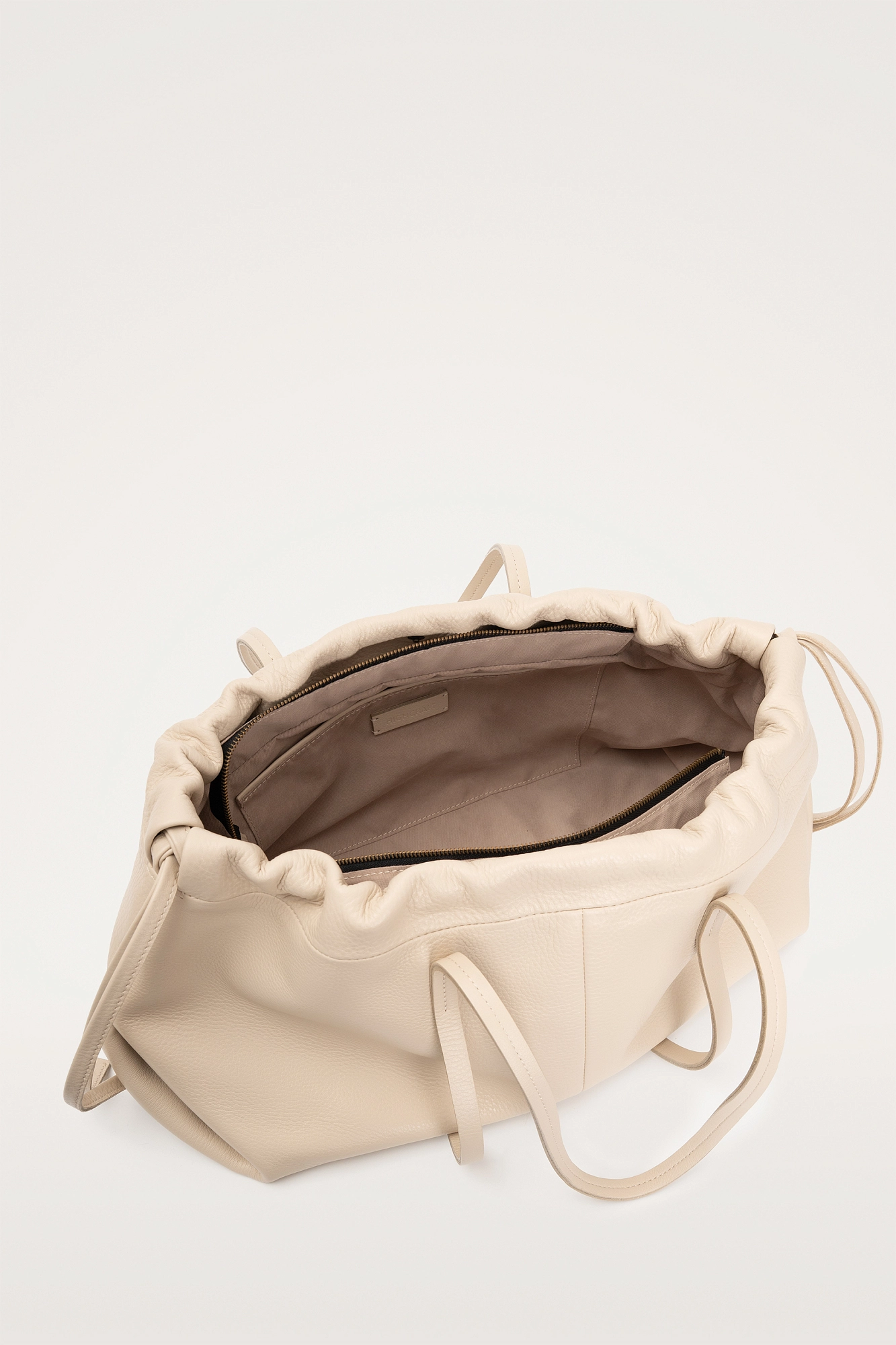 Тоут Omut (Омут) 3